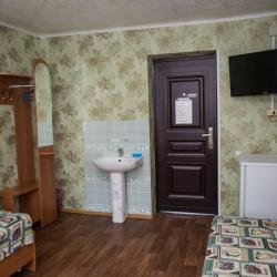 Кровать в 2-х местном мужском номере