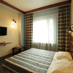 Номер стандарт с 1 двуспальной кроватью