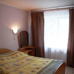 2-комнатный номер стандарт с 1 двуспальной кроватью