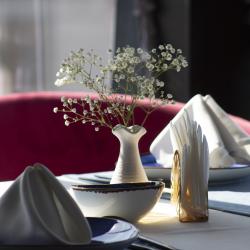 Фото Отель Orient Hotel Bishkek (Ориент )