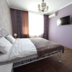 Фото Апартаменты на проспекте ского Полка 54