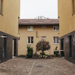 Фото Отель Море апартаментов Куб Green