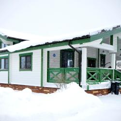 Коттедж с камином 
