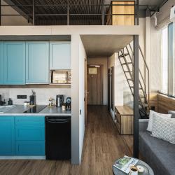 Комната двухуровневый делюкс