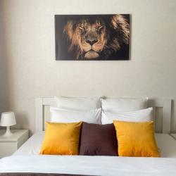 Фото Апартаменты на улице Виталия Жалнина 15