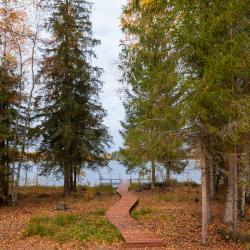 Фото Отель Valday Hunting & Country Club (Валдай Хантинг & Кантри Клаб)