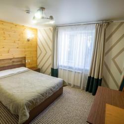 Номер стандарт с 1 двуспальной кроватью