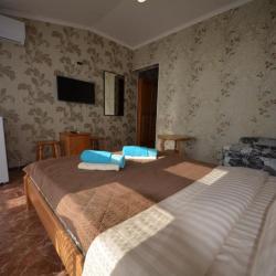 Комната делюкс с 1 двуспальной кроватью, балконом и видом на море