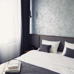 Номер стандарт с 1 двуспальной кроватью и балконом