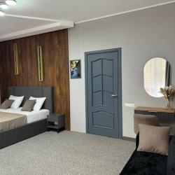 Номер люкс с 1 двуспальной кроватью с балконом