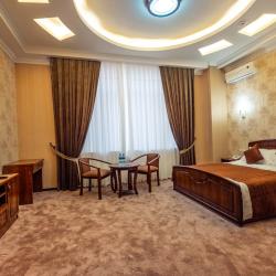 Номер делюкс с 1 двуспальной кроватью