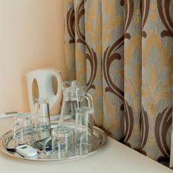 2-местный номер стандарт с 1 двуспальной кроватью