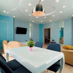Фото Отель InnHome Apartments (ИннХоум) на улице Братьев Кашириных 34