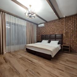 Фото Апартаменты в отеле Red wood