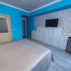 Yacht Club Yalta (Яхт-клуб Ялта) — a219dc05fdb9affd25919357f0d2a695