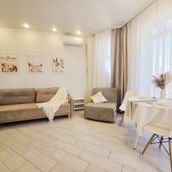 1-комнатные апартаменты студия ул. Прибрежная д.10 кв.20