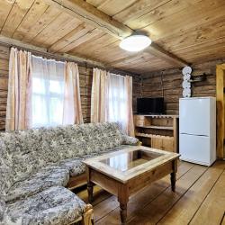 Изба Пятистенок, Сад
