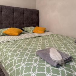 Фото Апартаменты на улице Юных Ленинцев 121к5