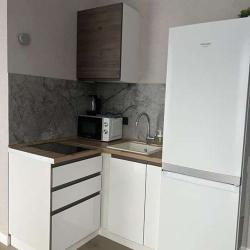 Апартаменты с 1 двуспальной кроватью с балконом (вид на горы)