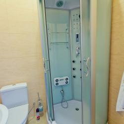 Номер стандарт с 1 двуспальной кроватью