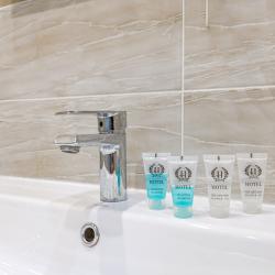 Фото Отель Вершина-ПВ на улице Камзина 41/3