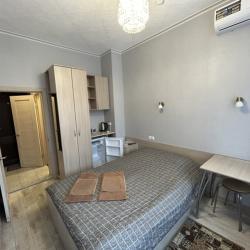 Номер стандарт с 1 двуспальной кроватью (с кондиционером)