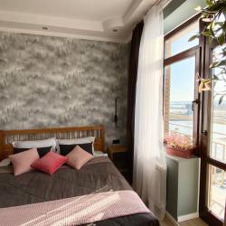 Фото Апартаменты на улице Меридианная 1