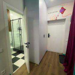 Фото Отель YellowPin Apartments (Йелоупин Апартментс)