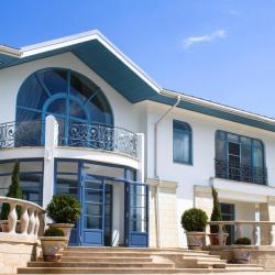 Фото Отель Villa Romanov Wine Club & SPA (Вилла Романов Вайн Клаб & СПА)