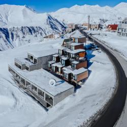 Фото Отель Quadrum Gudauri Ski & Yoga Resort (Квадрум Ски & Йога Резорт)