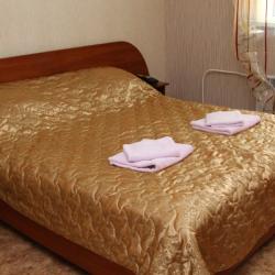 Коттедж стандарт с 1 односпальной и 5 двуспальными кроватями