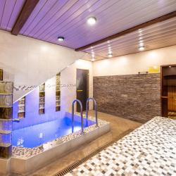 Гостиный Двор — a32c812bcfaf318d510509469778dda1