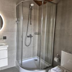 Фото Отель BarnHouse Village (БарнХаус Виллэдж)