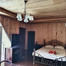 Комната улучшенная с 1 двуспальной кроватью (Удобства на этаже)