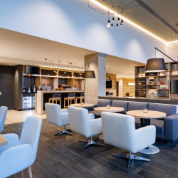 Фото Отель Кортъярд Марриотт