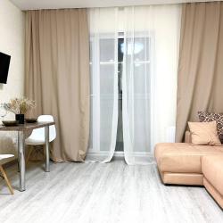 Фото Отель Romlex Apartments (Ромлекс) на улице Героев Сталинградской битвы 9