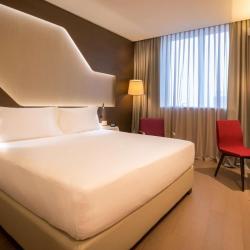 Фото Отель DoubleTree by Hilton Yerevan City Centre (Даблтри Хилтон Сити Центр)