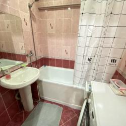 Фото Апартаменты на улице Федора Гладкова 32