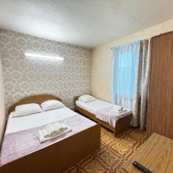 Номер эконом с 3 односпальными кроватями