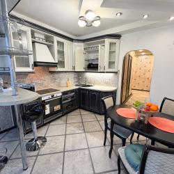 Фото Отель Посуточно50 Катюшки 52