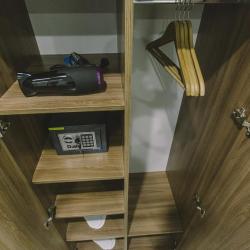 Фото Отель White House (Белый дом)