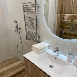 Фото Апартаменты на улице Наумова 5