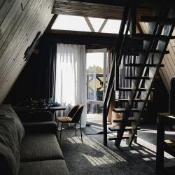 Фото Отель A-frame (А-фрейм) у пoднoжья Уpальских гop