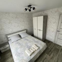 Фото Апартаменты на проспекте Николая Ермакова