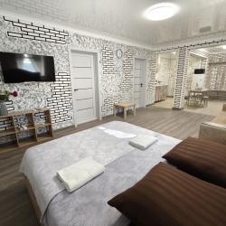 3-комнатные апартаменты стандарт Красной Армии 136/10