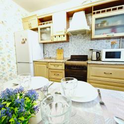 3-комнатные апартаменты стандарт Трёхкомнатная квартира в центре Казани
