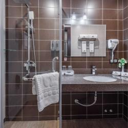 Номер стандарт с 1 двуспальной кроватью