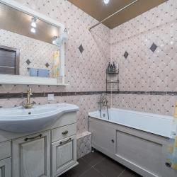 Фото Отель Трёхкомнатная квартира на Краснозвёздной улице 31