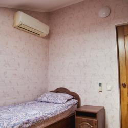 Номер стандарт с 2 односпальными кроватями (мансарда)