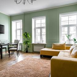3-комнатные апартаменты улучшенные LetYourFlat “Toscana” гостиная 32м2